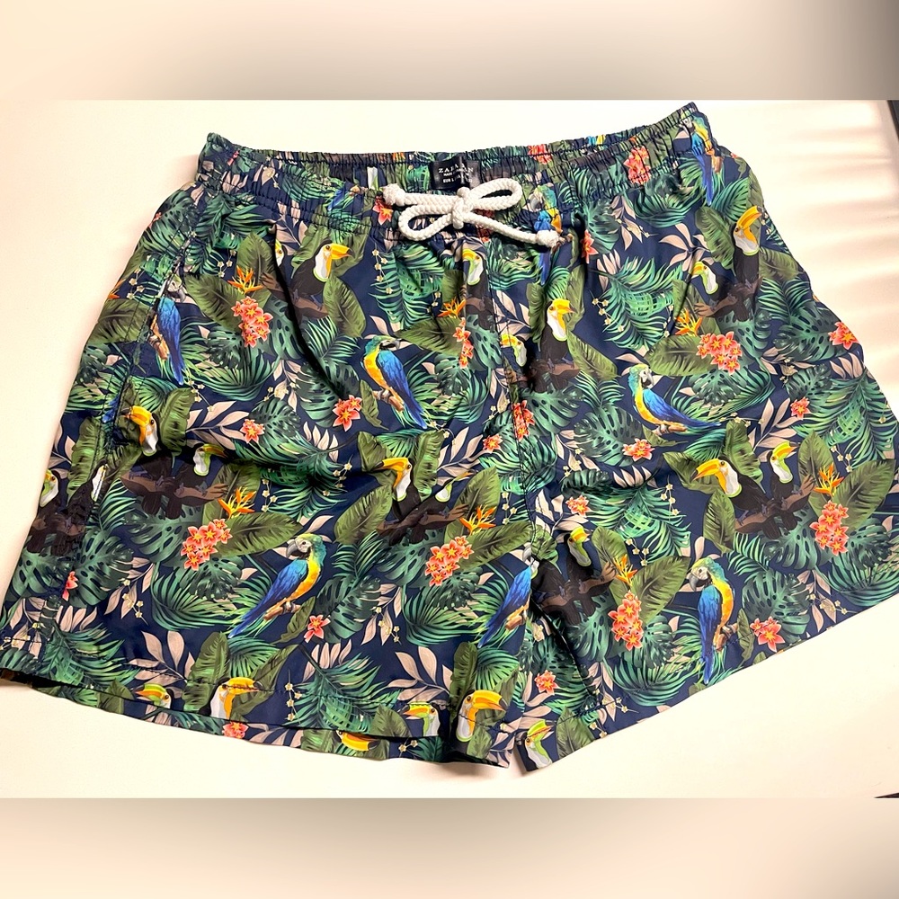 Men’s Size (L) Animal Print Swimwear